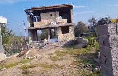 فروش زمین 800 متر با بنای 180 متری سیاهکل