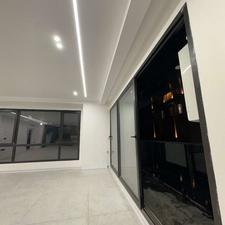 105متر کارگر فرد / دو نبش نورگیر / مدرن و مینیمال