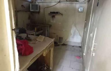 مغازه 24 متری در مجتمع تجاری ولیعصر نبش صورتگر