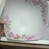 سرویس غذاخوری چینی 12 نفره نو و درجه یک