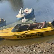 قایق تفریحی