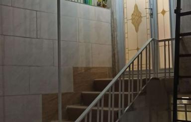 ویلایی حیاط دار دوطبقه بازسازی شده