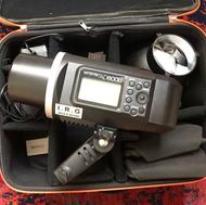 فلاش پرتابل گودکس Godox AD600B