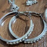 گوشواره و انگشتر