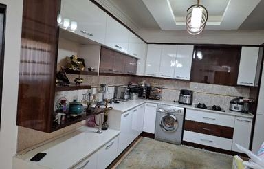 فروش ساختمان 2 طبقه ویلایی