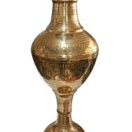 گلدان برنجی 6500و جا دستمال کاغذی برنجی 850 و گلدان شیشه 300