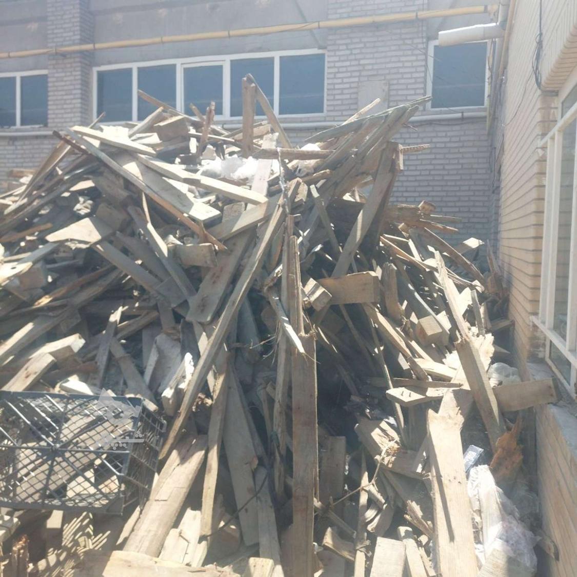 خرید ضایعات چوب