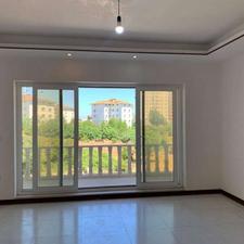 اپارتمان 100 متری/لابی/نگهبانی