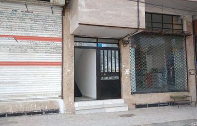 زیرزمین 120متر راه جدا آب برق سرویس بهداشتی سقف بلند