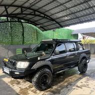 فروش نیسان پیکاپ مدل81(فول لوازم)