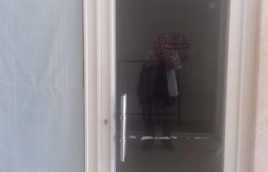 اجاره تجاری و مغازه 15 متر درخیابان بازار