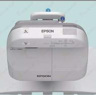 پروژکتور استوک اپسون