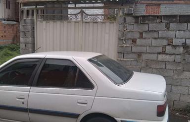 زمینی مسکونی خوش قواره دور دیوار