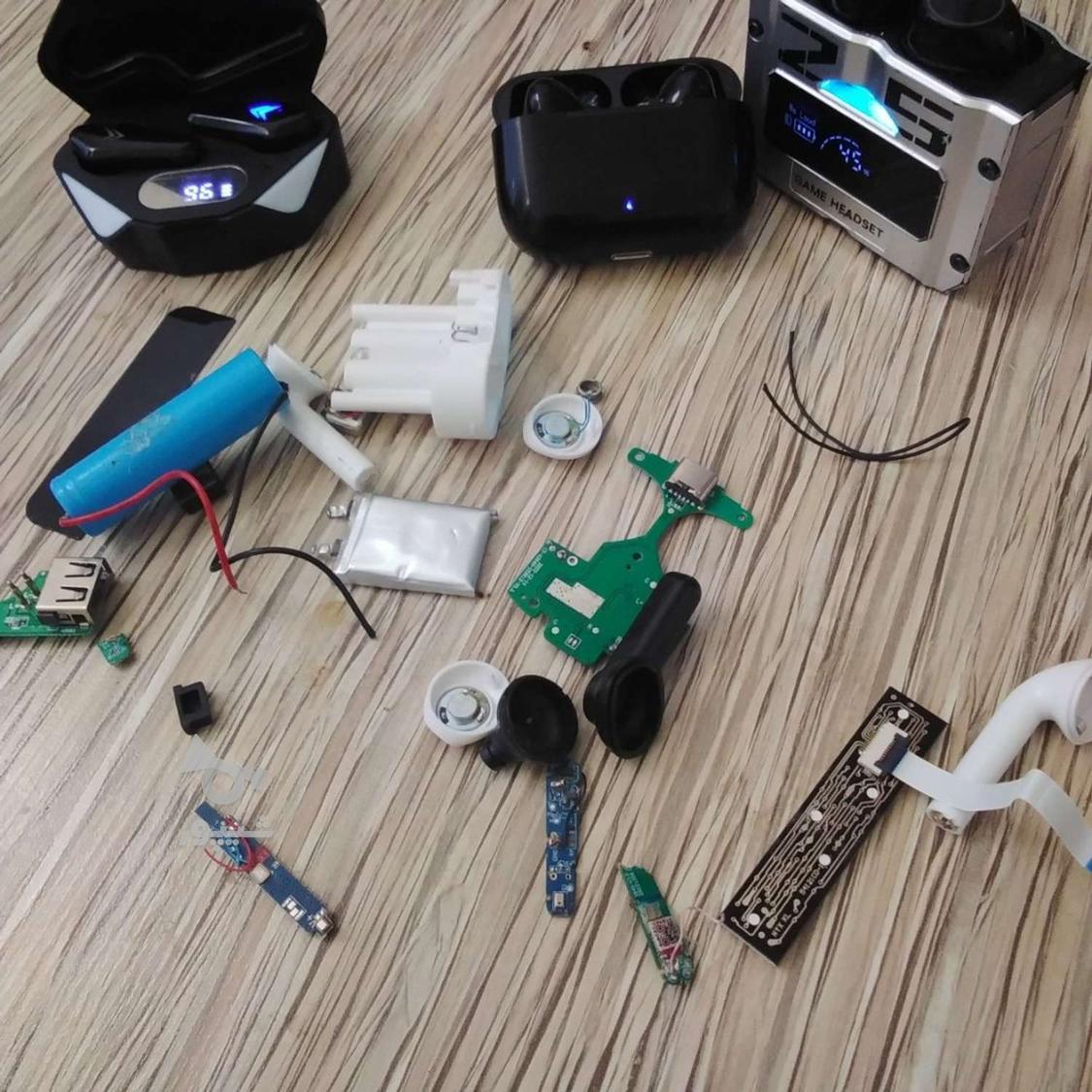 تعمیر تخصصی ایرپاد و هندزفری بلوتوث فروش باتری اصلی