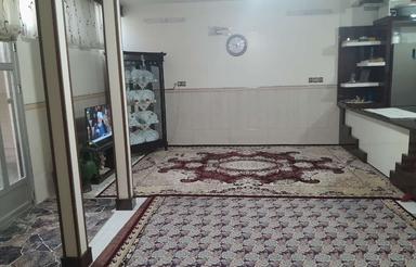 خانه دوطبقه جدا با امکانات بایک سوئیت جدا با امکانات