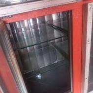 یخچال پو در سوپرمارکتی