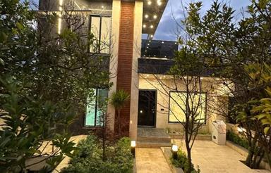 فروش ویلا 320 متر در مرکز شهر