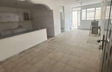 اجاره خانه بسیار تمیز درلوران