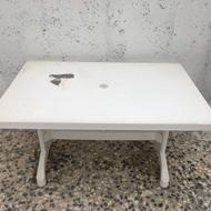 میزپلاستیکی