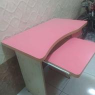 میز تلویزیون با میز کامپیوتر وکمد لباس ویترین وتخت نوجوان