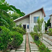 فروش ویلا 310 متری استخردار خاص