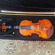 ویولن آندریاس ایست