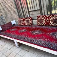 تخت سنتی چوبی