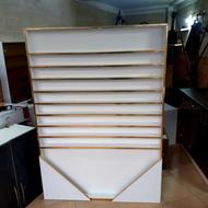 استند لاک ایستاده