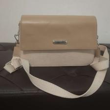 کیف دوشی کرم رنگ