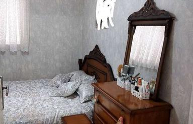 80 متر ده متر بر دوطبقه سند جدا.هر طبقه سه دانگ.طبقه همکف