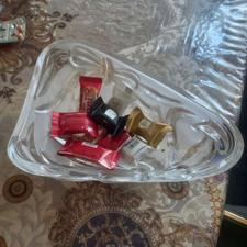 آجیل خوری یا شکلات خوری