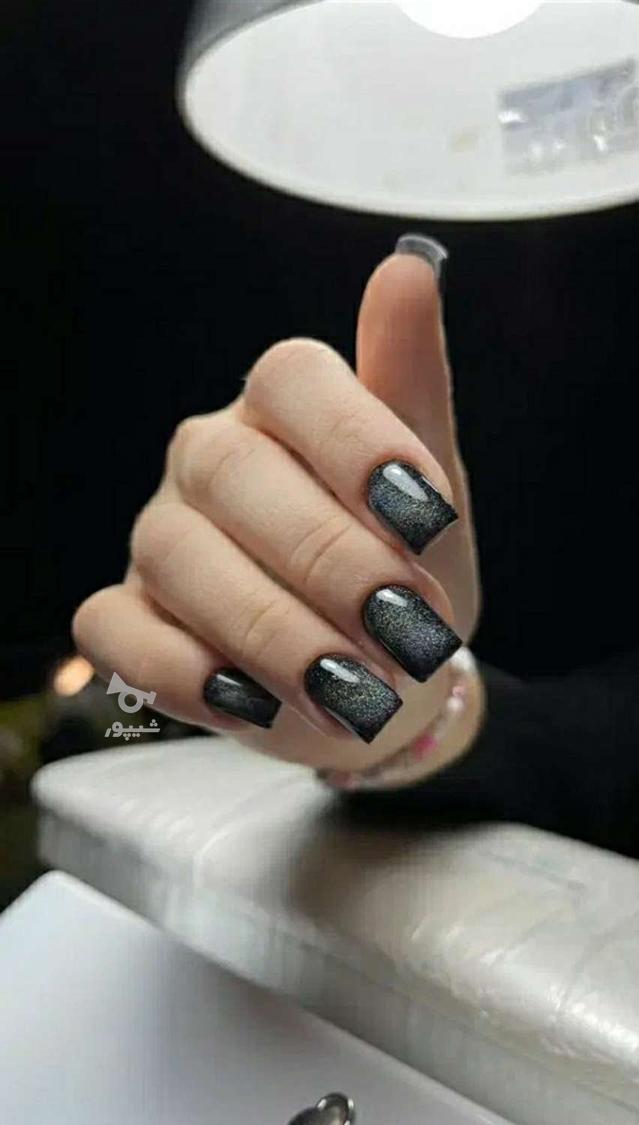 آموزش انواع خدمات زیبایی ناخون