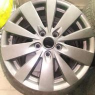 یک عدد رینگ فابریک سراتو سایز 17