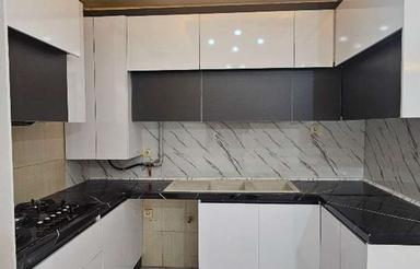 فروش آپارتمان 80 فاز چهارم جنب مترو و امکانات