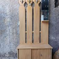 جالباسی و جاکفشی