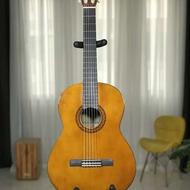 گیتار یاماها c40