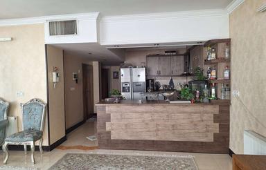 آپارتمان تک واحدی دو طرف نور