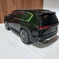 ماکت لکسوس LX600 تمیز و درجه یک و فول بازشو