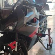 هیوسانگ EXIVR