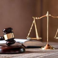 عضو کانون وکلای دادگستری