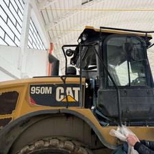کاترپیلار 950 مدل 2016