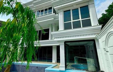 520 متر ویلا لوکس تریبلکس استخر 4فصل تهاتر و نقدی