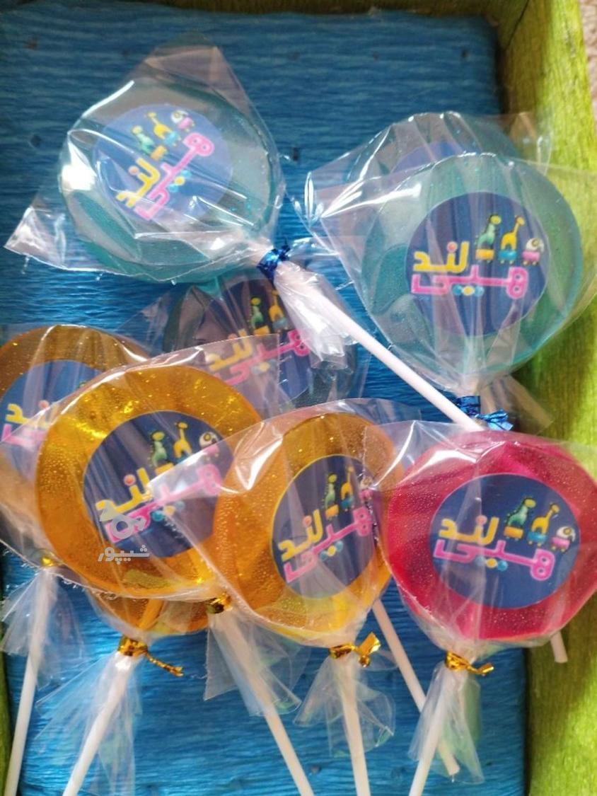 آب نبات ها با چاپ خوراکی در طرح،رنگ، طعم مختلف برای جشن بوفه