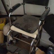 ویلچر حمام د