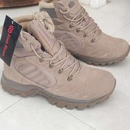 نیم بوت آمریکایی سایز42جنس اصلی وعالی