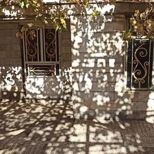 طبقه همکف راه جدا