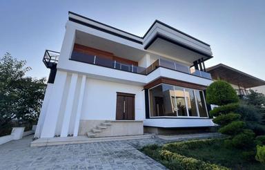 فروش ویلا 450 متر در نوشهر/سنددار و مهندسیساز و غرق نور