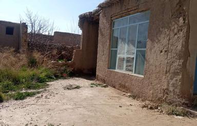 خانه قدیمی در ده کیلومتری تخت جمشید