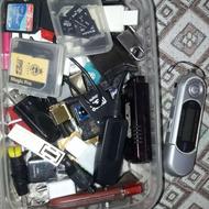 تعدادی رم وفلش و ریموت دزدگیرماشین