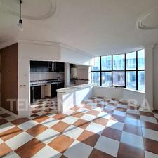 63 متری نقلی خوش نقشه  مرکز شهر 